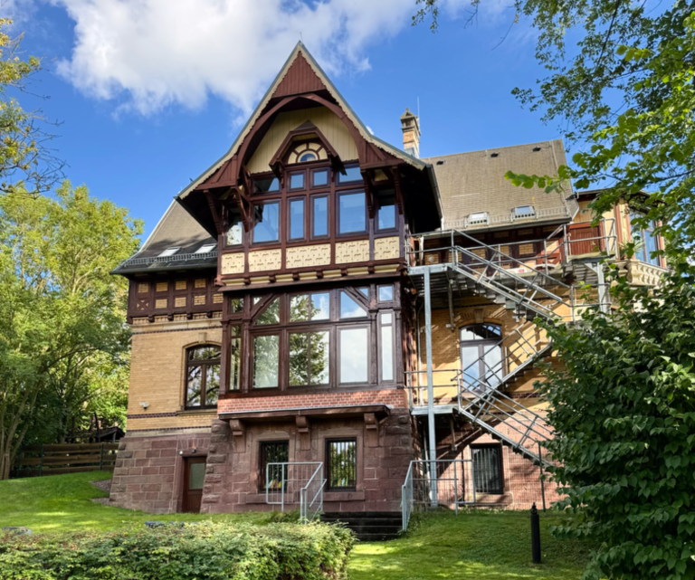 Seminarhaus bei Weimar– Kulturvilla Schnepfenthal Seminarhaus bei Weimar– Kulturvilla Schnepfenthal