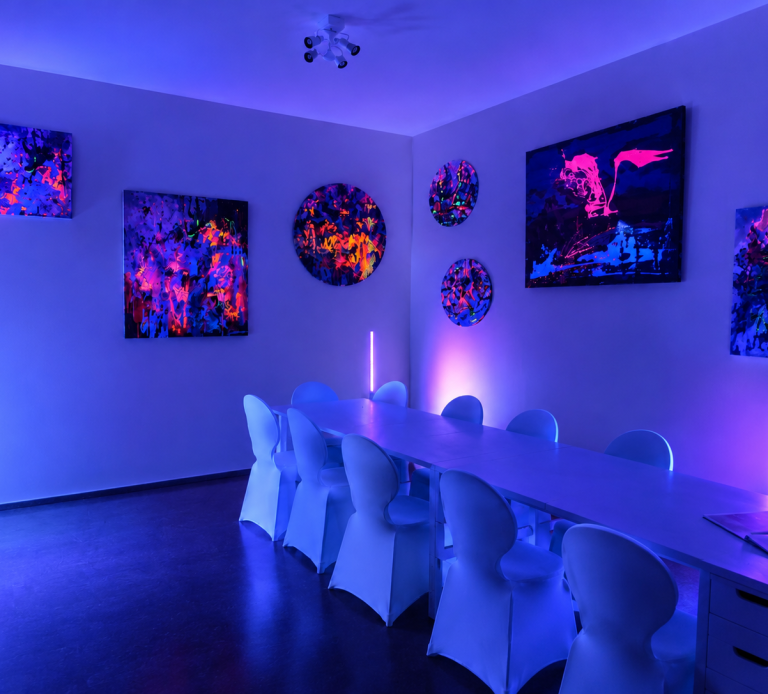 Über 200 Kunstwerke entdecken! Moderne Kunst in virtuellen Ausstellungen erleben, Originalgemälde online kaufen 
