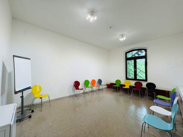 Tagungsräume und Business-Workshops in Thüringen – ideal für dialogorientierte Meetings, Teamarbeit und Führungskräfte.