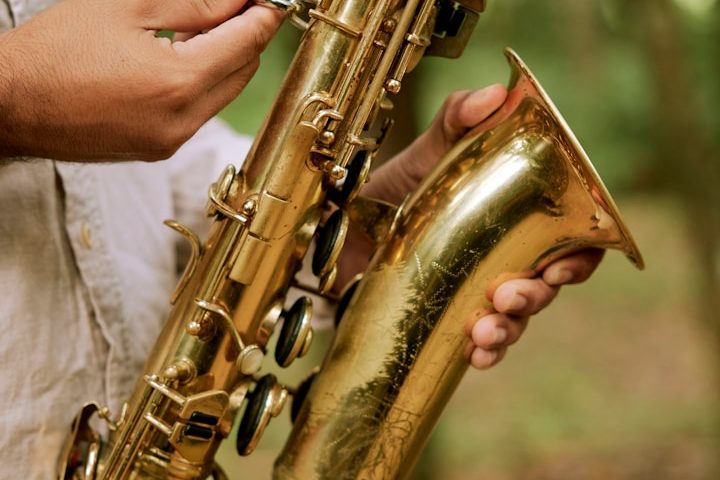 Sie wünschen sich beispielsweise einen Saxophonisten für Ihre freie Trauung oder den Sektempfang? Sprechen Sie uns gerne an. Sie wünschen sich beispielsweise einen Saxophonisten für Ihre freie Trauung oder den Sektempfang? Sprechen Sie uns gerne an.